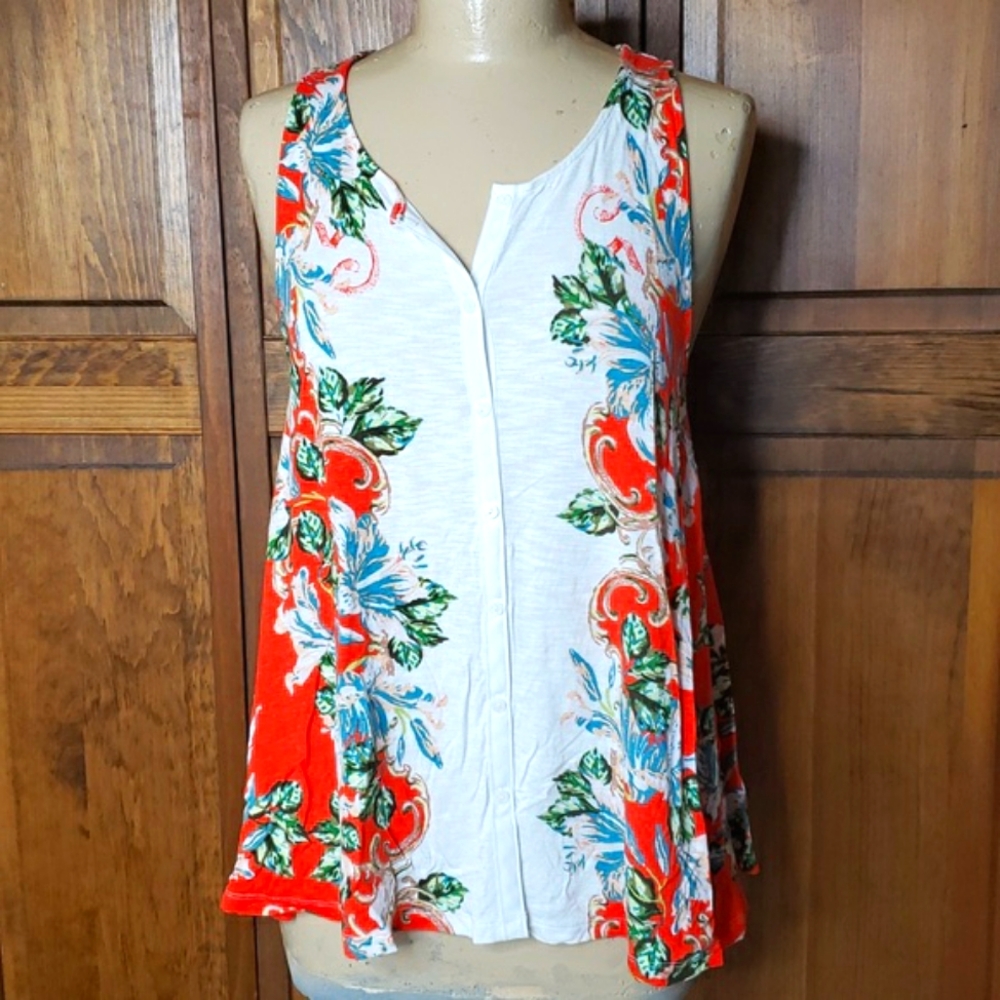Anthropologie Akemi + Kin Gardenia Floral Tank Sz M